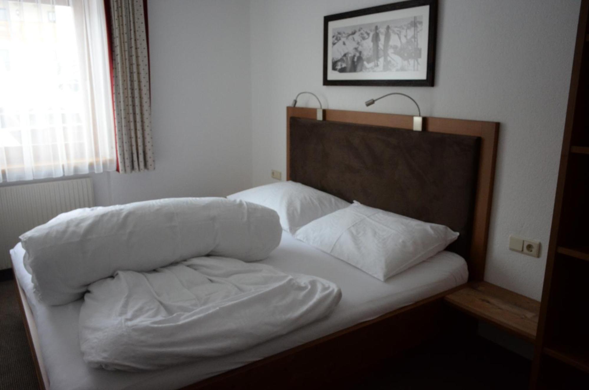 Appartements Tschol Martin St. Anton am Arlberg Zimmer foto